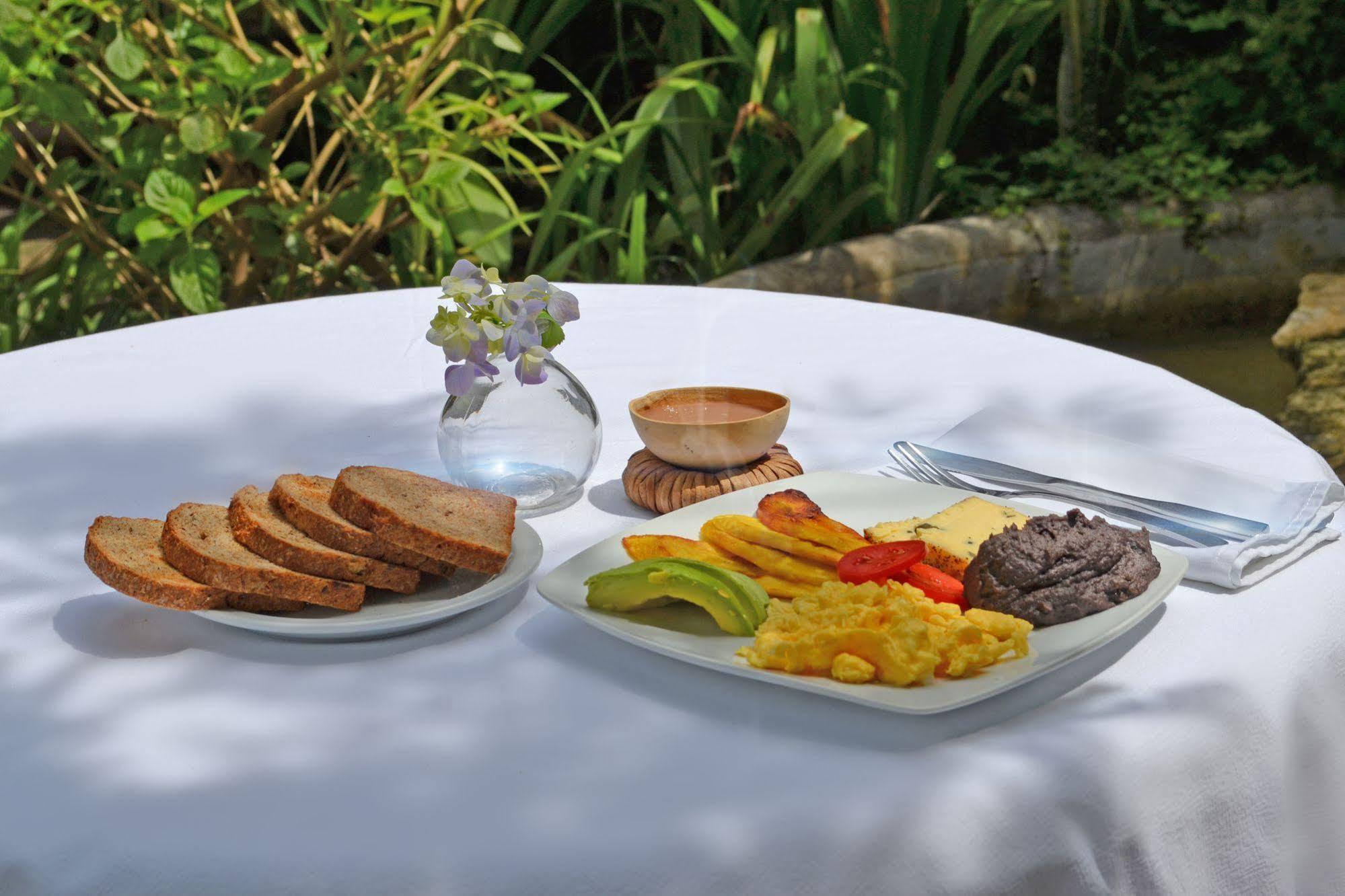 Bed and Breakfast La Casa Rosada Copan Ruinas Zewnętrze zdjęcie
